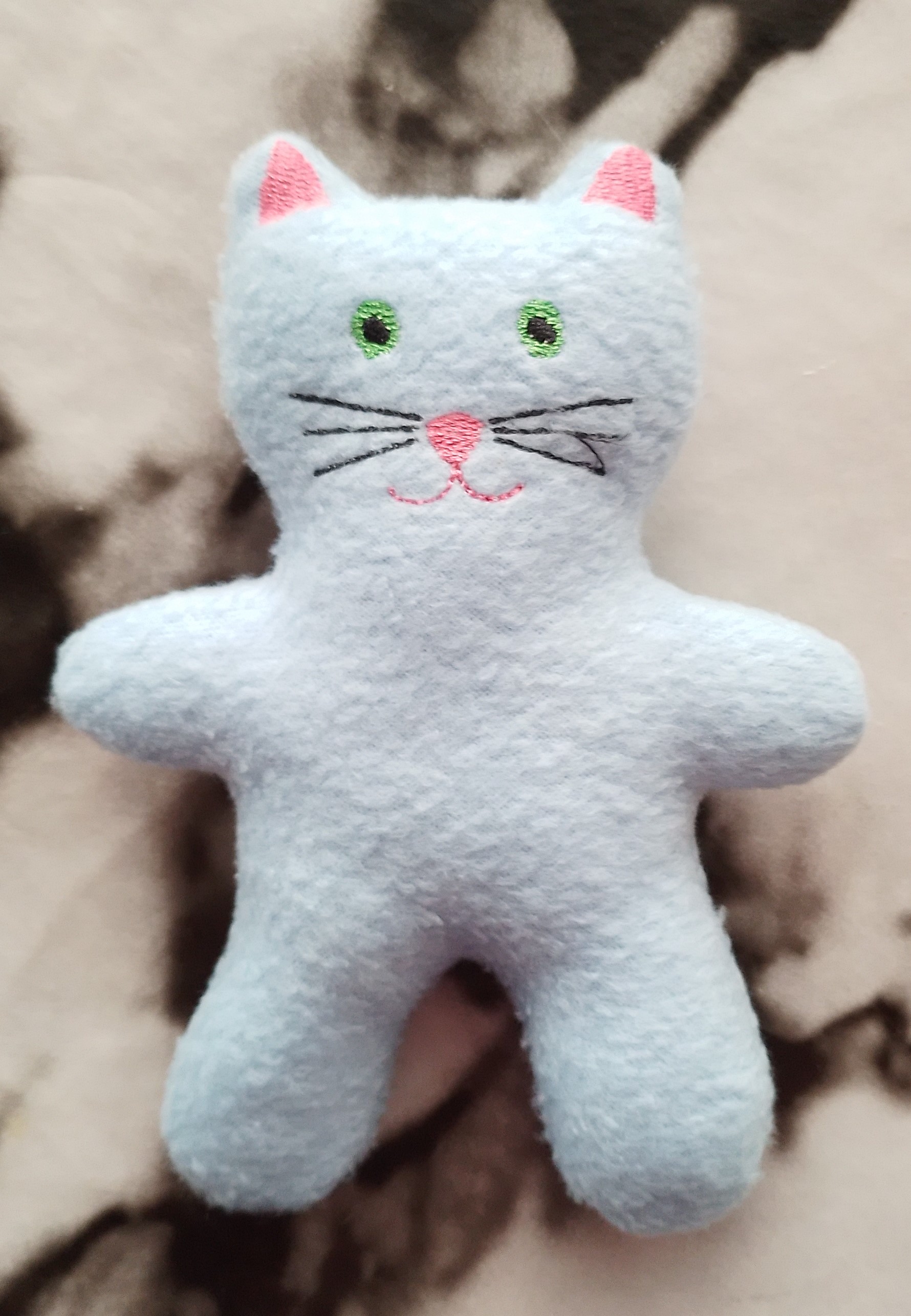 lyseblå kat